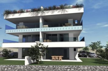 ATRAKTIVAN APARTMAN S OKUĆNICOM I POGLEDOM NA MORE, NA MIRNOJ LOKACIJI!