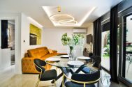Apartmani - Njivice - EKSKLUZIVAN, OPREMLJEN APARTMAN S BAZENOM I UREĐENOM OKUĆNICOM, 350 M OD PLAŽE!