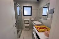 Apartmani - Njivice - EKSKLUZIVAN APARTMAN S BAZENOM I OKUĆNICOM, NA ATRAKTIVNOJ LOKACIJI!